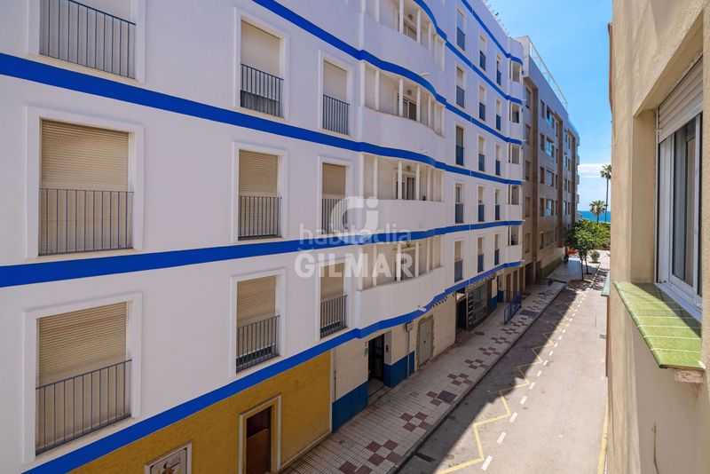 Foto e8375787-283e-44d5-8db6-9a62964c4621. Pis a puerto de Estepona Estepona
