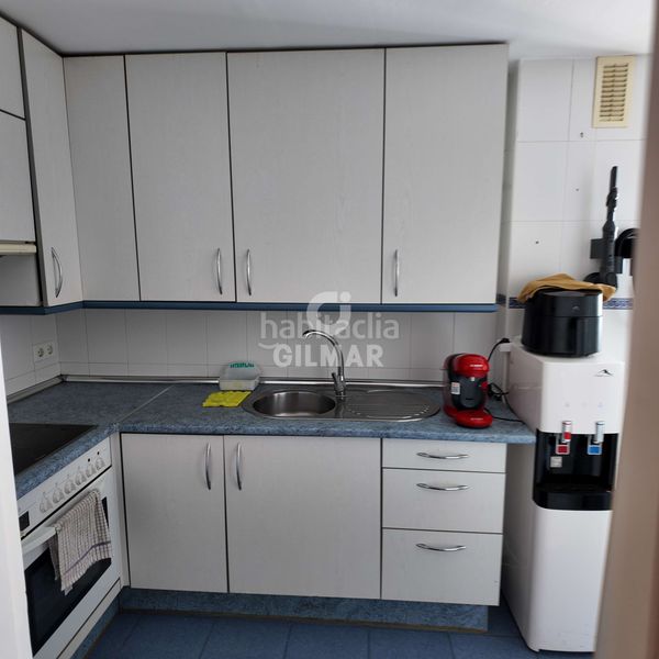 Foto ad630ea9-b109-4011-addd-1e3df0afc710. Pis a puerto de Estepona Estepona