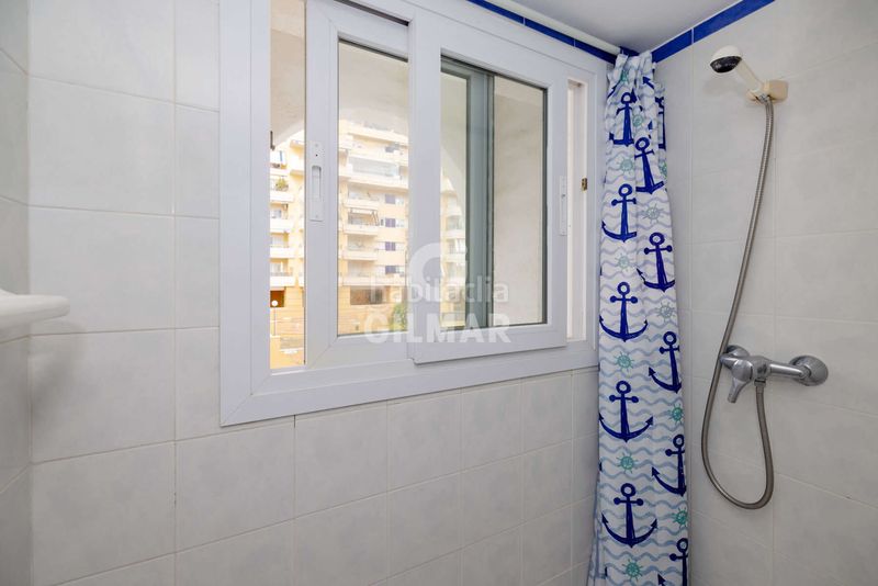 Foto bfbbba42-a0cd-4be5-9297-629eddf0ea10. Pis amb calefacció aparcament piscina a puerto de Estepona Estepona