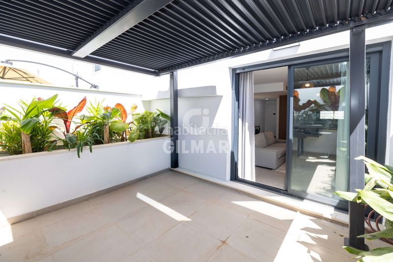 Foto a567c240-f790-4df7-b92a-6b036ec53f27. Casa adossada amb calefacció aparcament a Cancelada Estepona