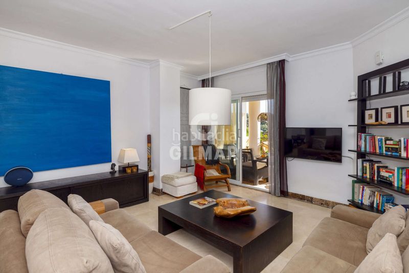 Foto f7141da5-7887-4127-8af1-e252a6b3cbe7. Planta baixa amb aparcament piscina a Bel - Air Estepona