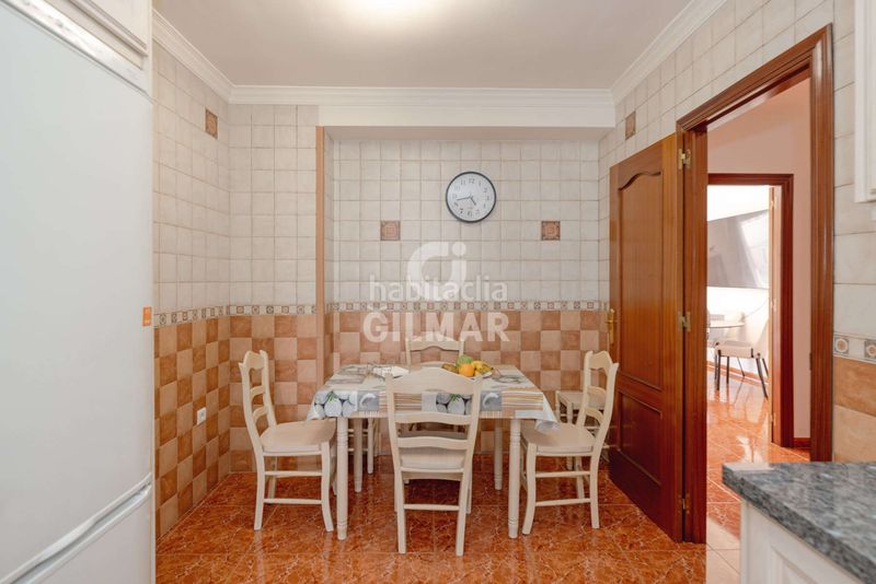 Foto 843515d3-9069-409e-a029-5ab9424c40e5. Casa adossada amb calefacció aparcament a Zona Calvario Estepona