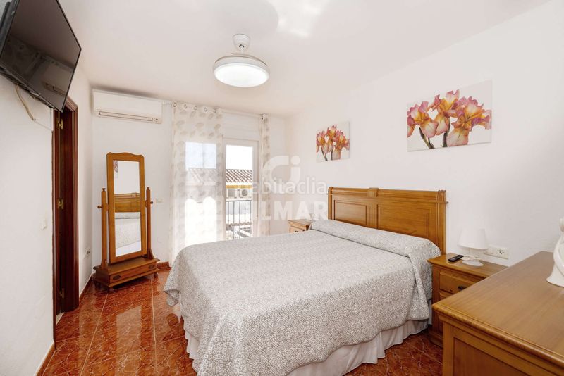 Foto f5b057f4-32ef-475b-89b6-3dc79c840a10. Casa adossada amb calefacció aparcament a Zona Calvario Estepona