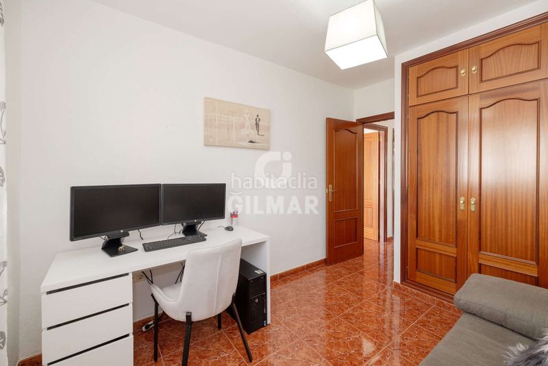 Foto f764d104-03d9-465f-ac54-1aba2ee8d423. Casa adossada amb calefacció aparcament a Zona Calvario Estepona