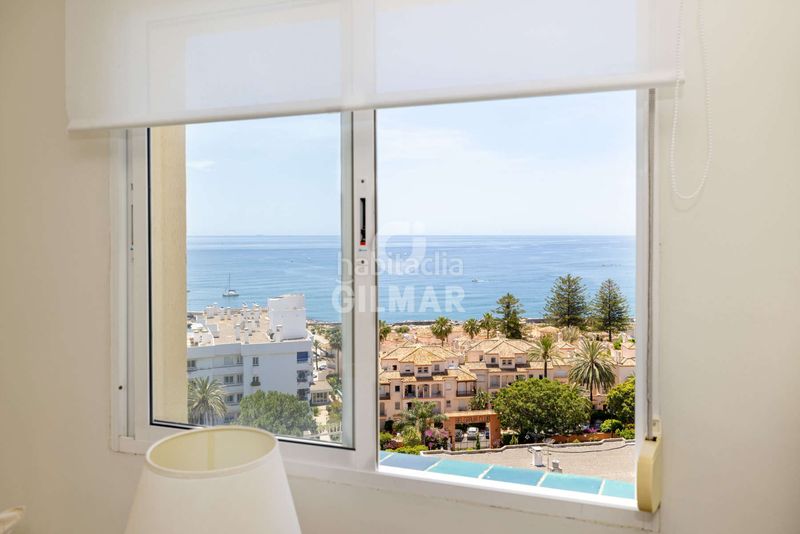Foto 00f265d8-ee95-41a4-a994-53a1fef17c66. Apartament amb calefacció piscina a puerto de Estepona Estepona