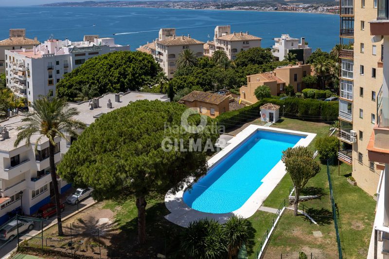 Foto 1f7de5e6-ba4e-47ad-bf11-bb2809be8591. Apartament amb calefacció piscina a puerto de Estepona Estepona