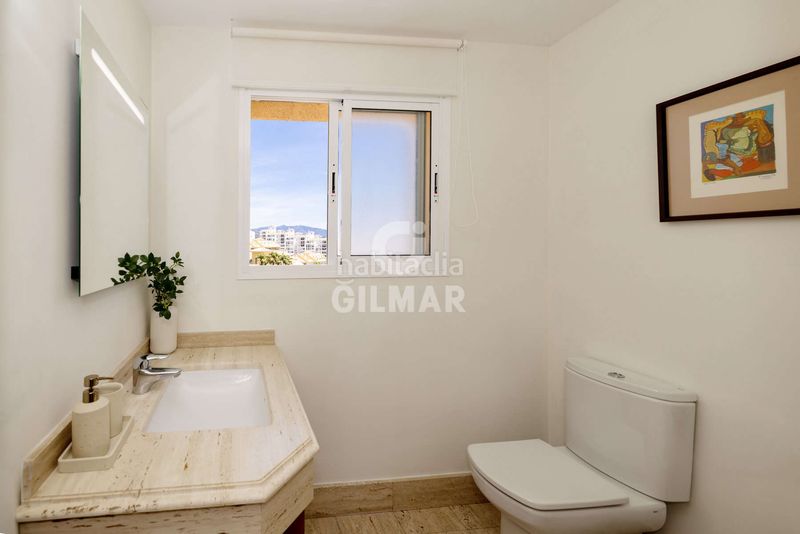 Foto 3673d41e-b4b2-4869-b688-c58bc9e84f65. Apartament amb calefacció piscina a puerto de Estepona Estepona