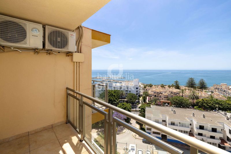 Foto 3a4b7f47-d0bf-4fd1-8de4-d2d2f3d5a173. Apartament amb calefacció piscina a puerto de Estepona Estepona
