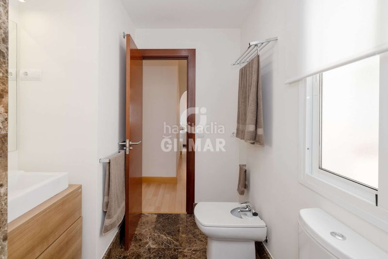 Foto 705038e9-82b7-4ba7-a650-92fa07ae8834. Apartament amb calefacció piscina a puerto de Estepona Estepona