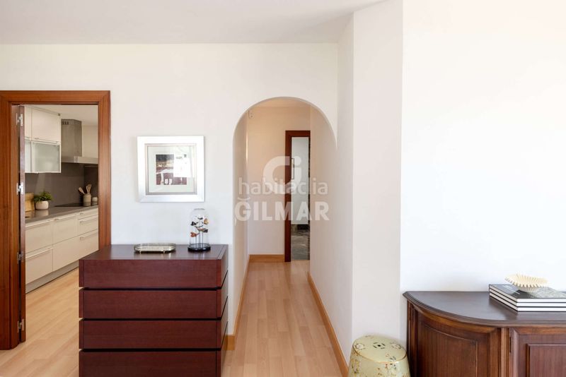 Foto 887d08b7-8ea6-4342-b30f-e22e73905e9d. Apartament amb calefacció piscina a puerto de Estepona Estepona
