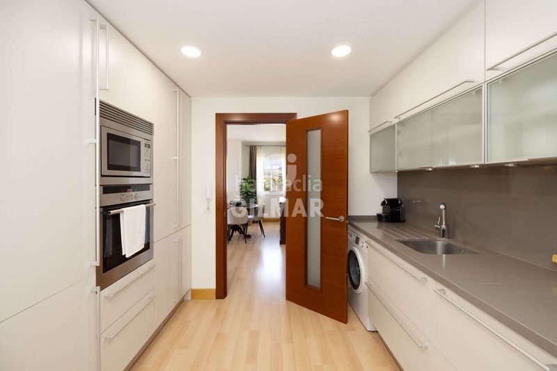 Foto d2b38739-03e6-457a-97d6-c35a2cadfe74. Apartament amb calefacció piscina a puerto de Estepona Estepona