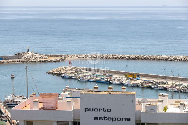 Foto db8b323d-6756-424d-ad42-f93dba814b4c. Apartament amb calefacció piscina a puerto de Estepona Estepona