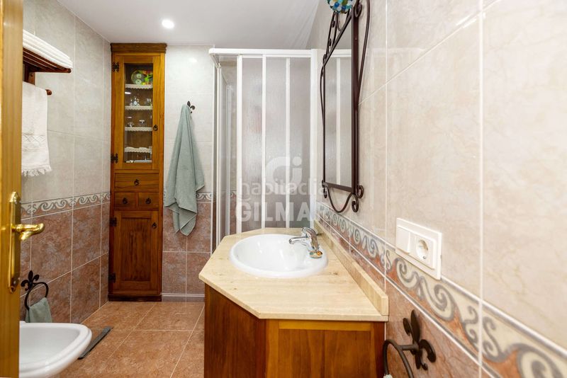Foto aab1a821-217a-4106-a4b2-39d95d7d2eec. Dúplex amb calefacció aparcament piscina a Huerta Nueva Estepona