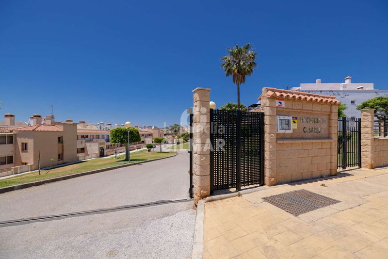 Foto 48c5ba43-6448-4903-98a0-ae102a4656e4. Pis amb aparcament piscina a Doña Julia Golf Casares