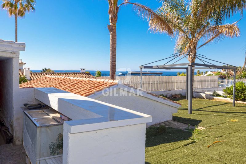 Foto ce47dced-e7ef-4ebe-b1f4-593535298df7. Xalet amb calefacció aparcament piscina a Buenas Noches Estepona