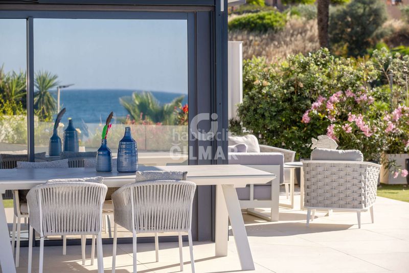 Foto 00e77ce3-c939-4264-8b7c-9c301e686279. Casa aparellada amb calefacció aparcament piscina a Estepona