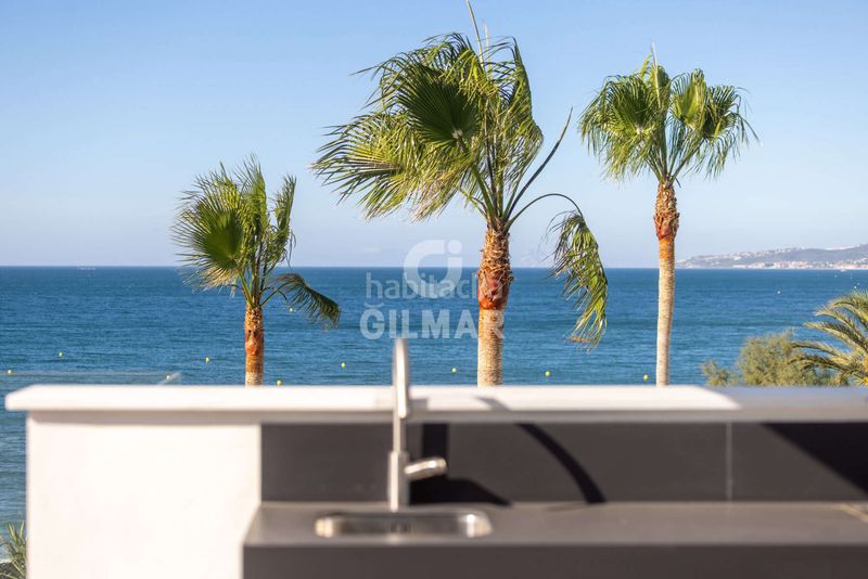 Foto d038de7e-3947-4b7f-8386-6bbb38547448. Casa aparellada amb calefacció aparcament piscina a Estepona
