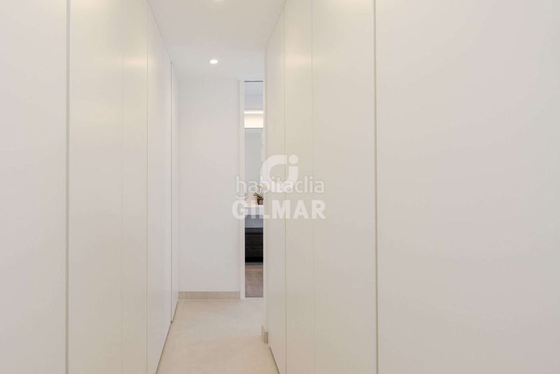 Foto e80a77fb-8437-4518-be6c-4f382fb12124. Casa aparellada amb calefacció aparcament piscina a Estepona