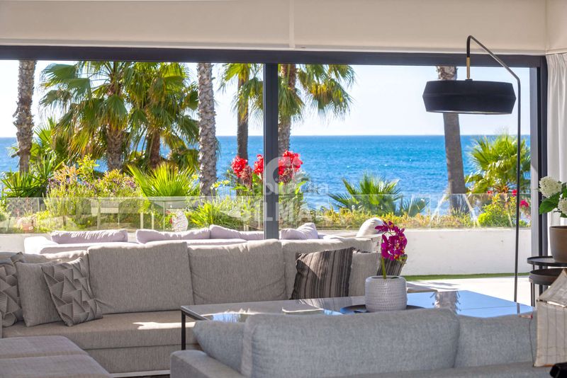 Foto fa6d4871-8410-4afc-8ea3-6bec2b15cb85. Casa aparellada amb calefacció aparcament piscina a Estepona