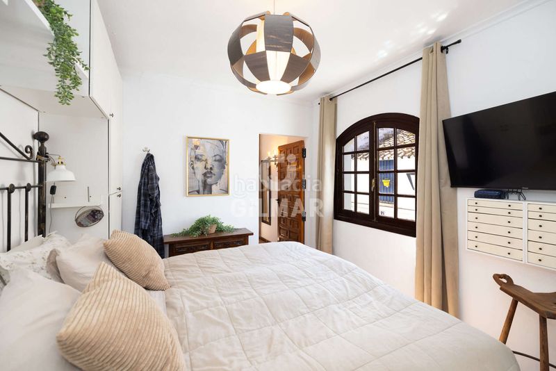 Foto dc06dedc-ec6c-4364-8c62-09e21c815142. Casa aparellada amb calefacció a Centro Estepona