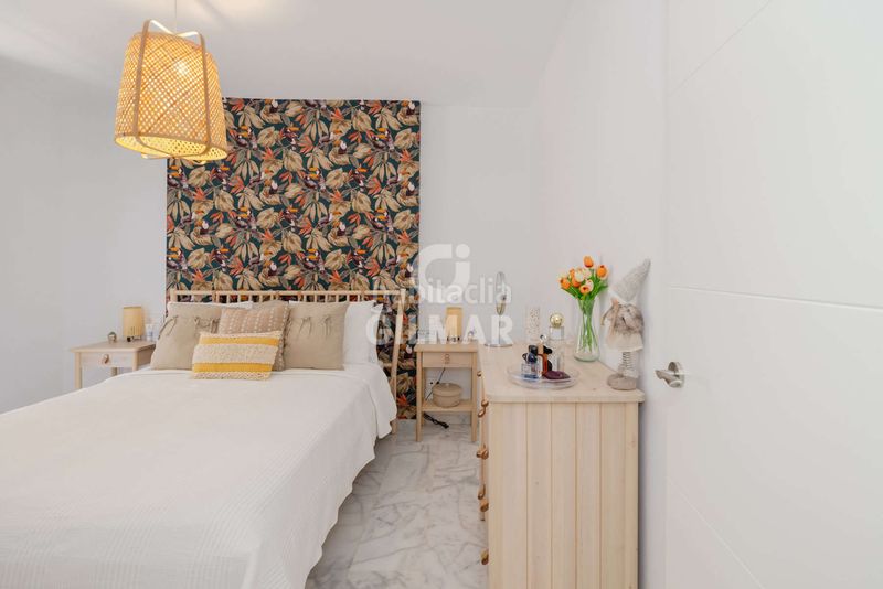 Foto 5fbf682d-348b-4f71-bdbe-4111bb66fc83. Apartament amb calefacció piscina a puerto de Estepona Estepona