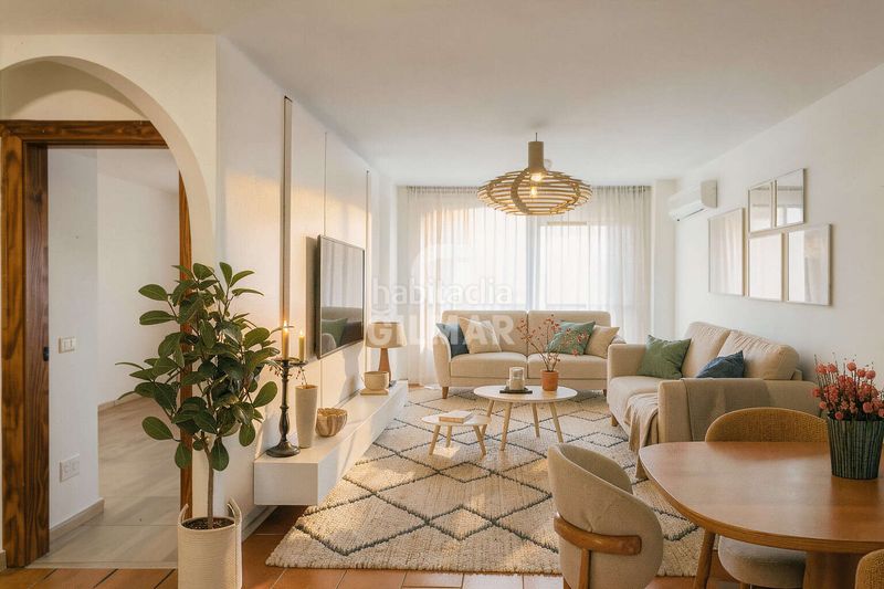 Foto 6687d4e4-c9bb-4cd3-8e8b-769924ce7623. Apartament amb calefacció aparcament a Centro Estepona