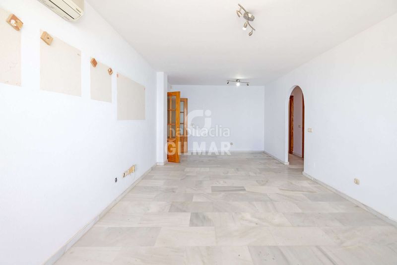 Foto e9caa9c9-6788-42e6-957f-491982d90685. Apartament amb calefacció aparcament a Centro Estepona