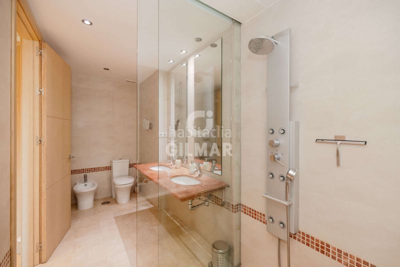 Foto 1c2960e9-cbb0-469f-911c-bdfab469084e. Apartament amb calefacció aparcament a puerto de Sotogrande-la marina Sotogrande