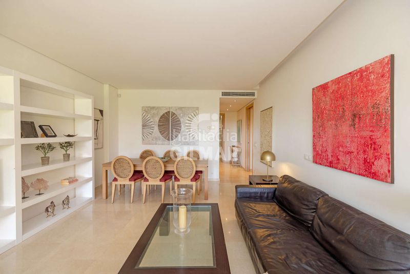 Foto 23c0e654-10c0-4688-bd9b-24d44c554e40. Apartament amb calefacció aparcament a puerto de Sotogrande-la marina Sotogrande
