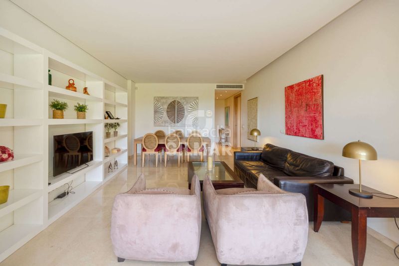 Foto 3d9a808e-c7f7-4643-b769-7e57cff6a3d1. Apartament amb calefacció aparcament a puerto de Sotogrande-la marina Sotogrande