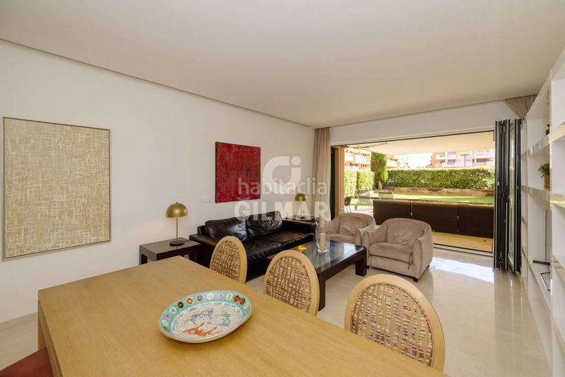 Foto 5130891b-7dac-47c6-a19d-00244debba73. Apartament amb calefacció aparcament a puerto de Sotogrande-la marina Sotogrande