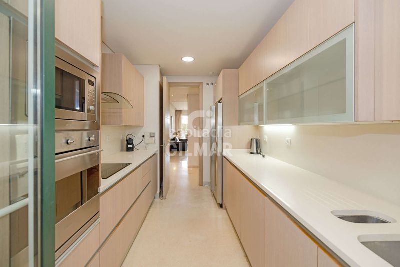 Foto 715efa29-c79f-4cd0-9b4a-1c77964e3765. Apartament amb calefacció aparcament a puerto de Sotogrande-la marina Sotogrande