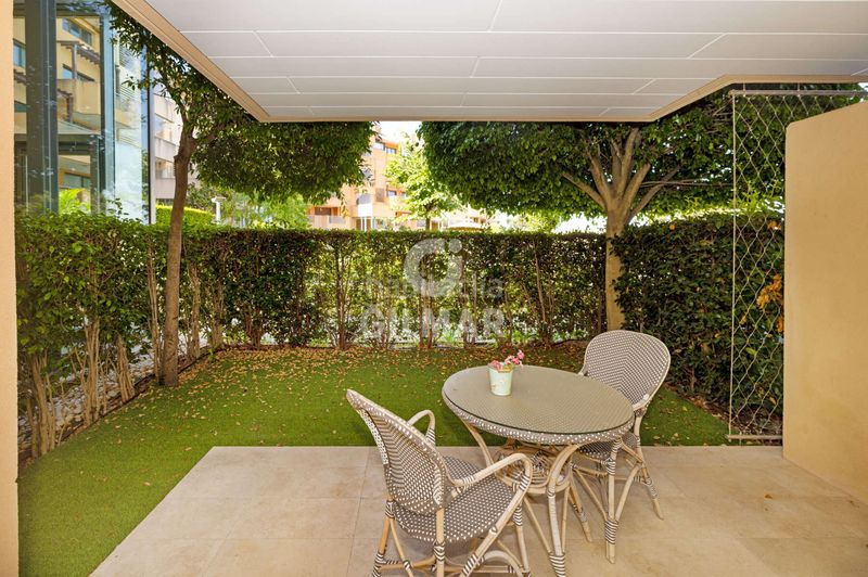 Foto 9864c587-f8f4-4385-8fae-381677c3aba8. Apartament amb calefacció aparcament a puerto de Sotogrande-la marina Sotogrande