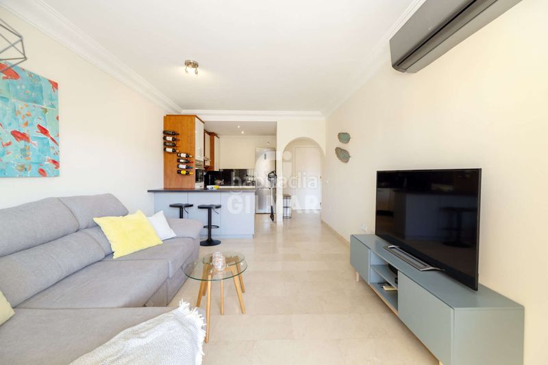 Foto 329232fb-20bf-48e1-baa0-34008981a60f. Apartament amb piscina a puerto de Estepona Estepona