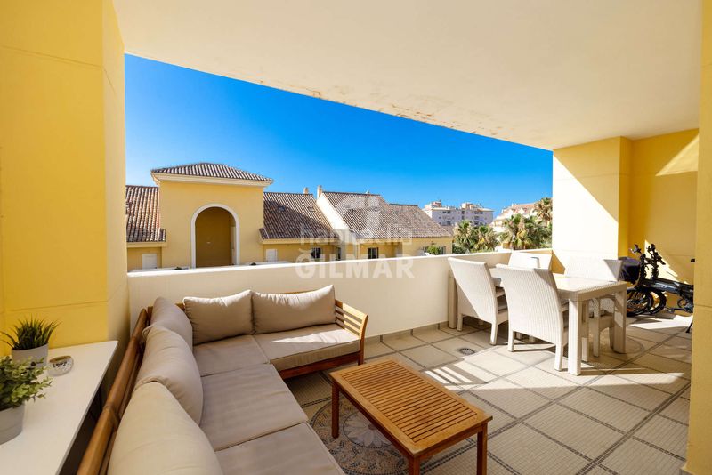 Foto 4e0f6fa7-c1b2-4261-9730-ff4a33b8d62c. Apartament amb piscina a puerto de Estepona Estepona