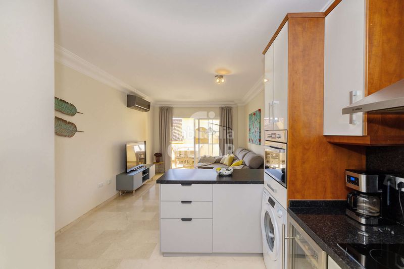 Foto 5b22fb81-e803-403d-9798-d06180a7717c. Apartament amb piscina a puerto de Estepona Estepona