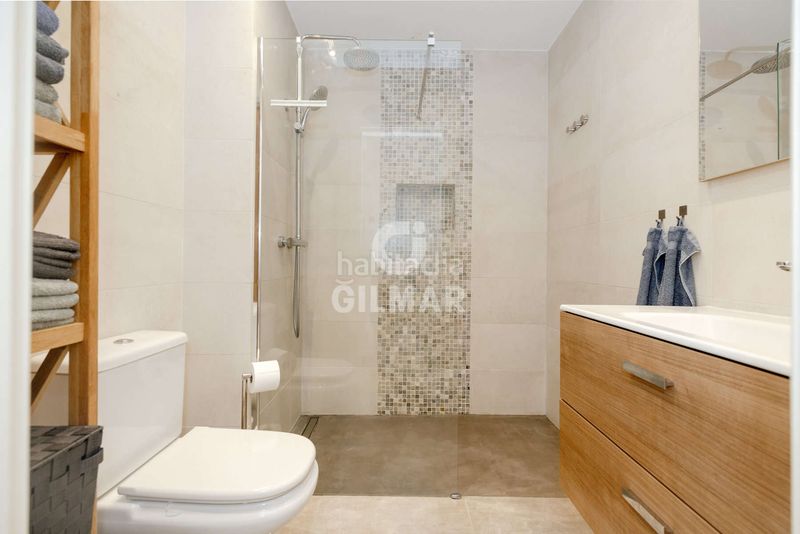 Foto b59b84ee-b8df-4e90-997e-2c5f47810587. Apartament amb piscina a puerto de Estepona Estepona