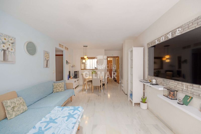 Foto 53c54f7a-cb90-4ef7-ab6d-46d92c8a876e. Apartament amb aparcament a puerto de Estepona Estepona
