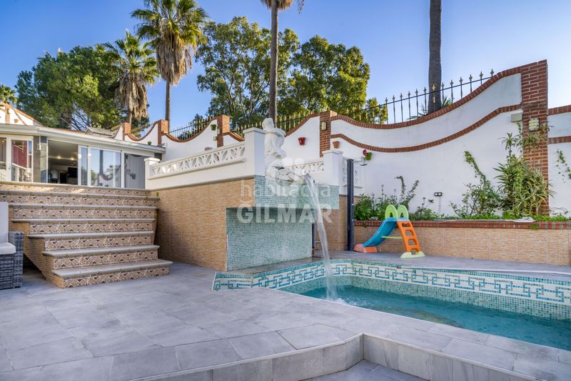 Foto 5d4d6964-65e2-4623-84da-c7fcbf374191. Xalet amb aparcament piscina a altos de Estepona Estepona