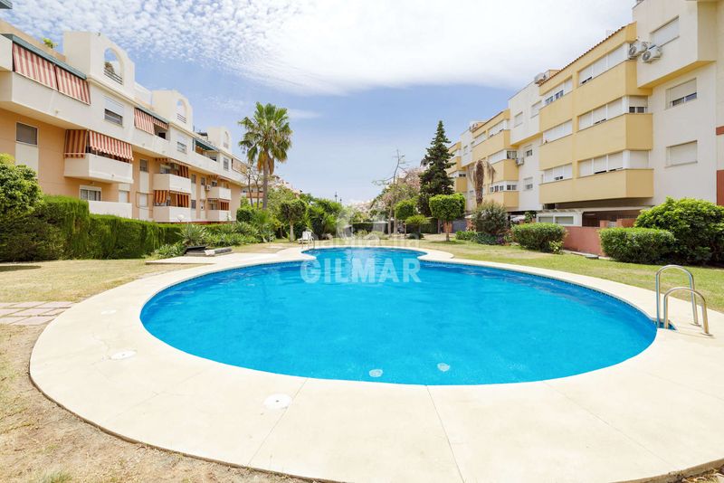 Foto ce61ed8f-082c-43f3-84a3-4e792fc1b997. Pis amb aparcament piscina a Huerta Nueva Estepona