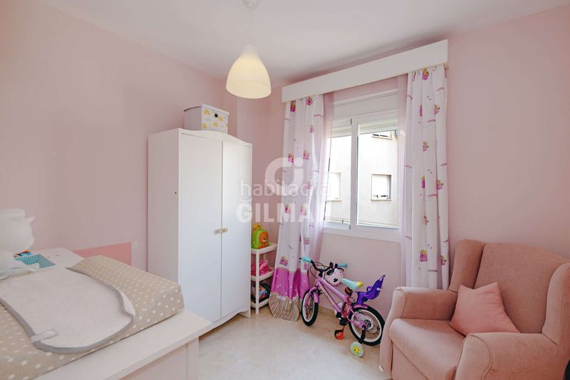 Foto 1a1b4200-4c0f-4819-bd1e-917e15a59d70. Apartament amb calefacció aparcament a Huerta Nueva Estepona