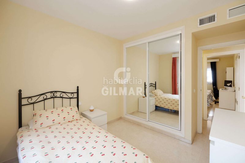 Foto 5e08e2fe-3891-426c-9689-4ded01ec3e71. Apartament amb calefacció aparcament a Huerta Nueva Estepona