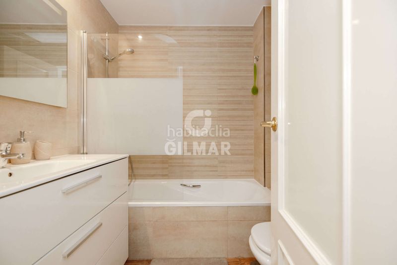 Foto 6130bc05-68d5-4aae-a430-118f9d19227d. Apartament amb calefacció aparcament a Huerta Nueva Estepona