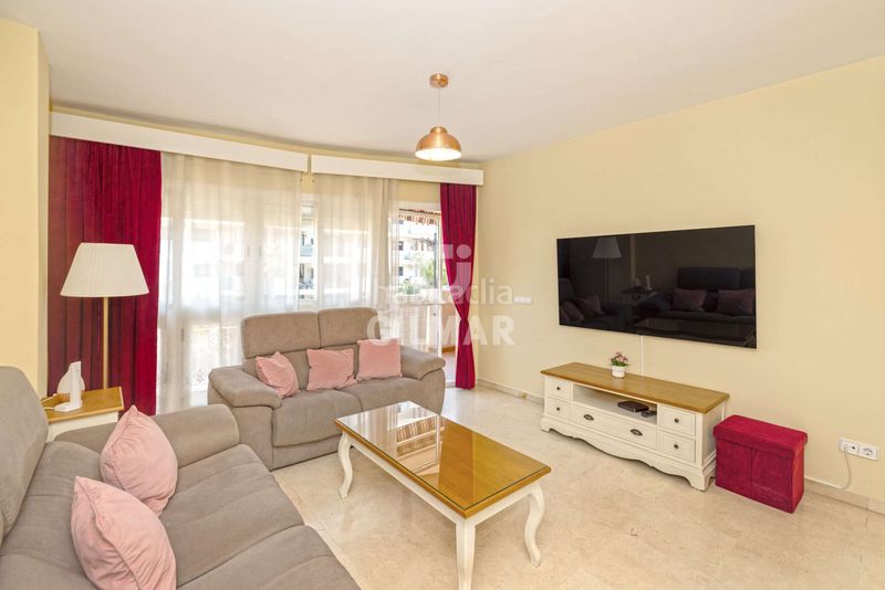 Foto ff2a00a4-a065-46cf-93bb-5ddef95c819b. Apartament amb calefacció aparcament a Huerta Nueva Estepona
