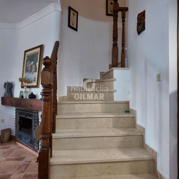 Foto b487e0bd-4ca3-4bf2-b924-3074c578bbc9. Casa aparellada amb aparcament piscina a Bel - Air Estepona