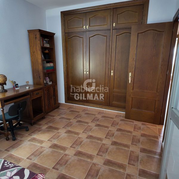 Foto e4d25b2a-f0d5-4d4c-a967-63876a5443a2. Casa aparellada amb aparcament piscina a Bel - Air Estepona