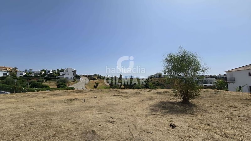 Foto c20e7fe0-437c-456f-a340-0071c588b6e1. Terreny residencial a La Concha - Resina Golf Estepona