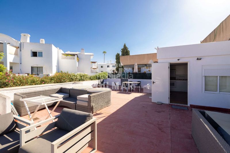 Foto c3f3c81f-6878-47fb-a101-be34035fea06. Edifici a Paraiso - Barronal Estepona