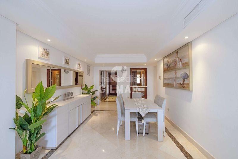 Foto 5748d051-7be7-497b-b362-e8d4802d02ab. Planta baixa amb calefacció aparcament piscina a Estepona