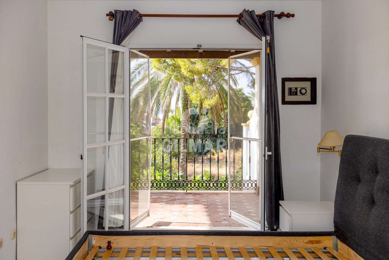 Foto 60d06b78-1a86-4838-a7f2-7888751aa841. Casa adossada amb calefacció piscina a La Concha - Resina Golf Estepona